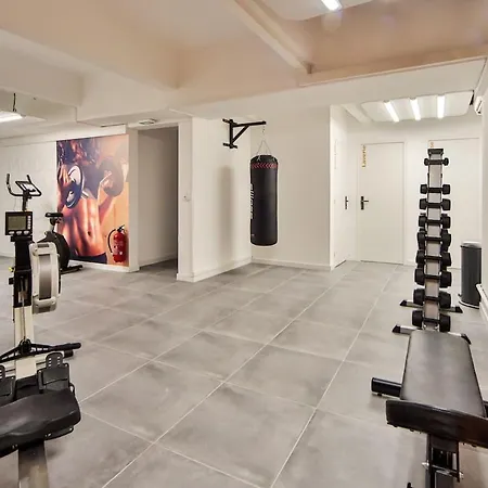 04 Fitness Cinema *